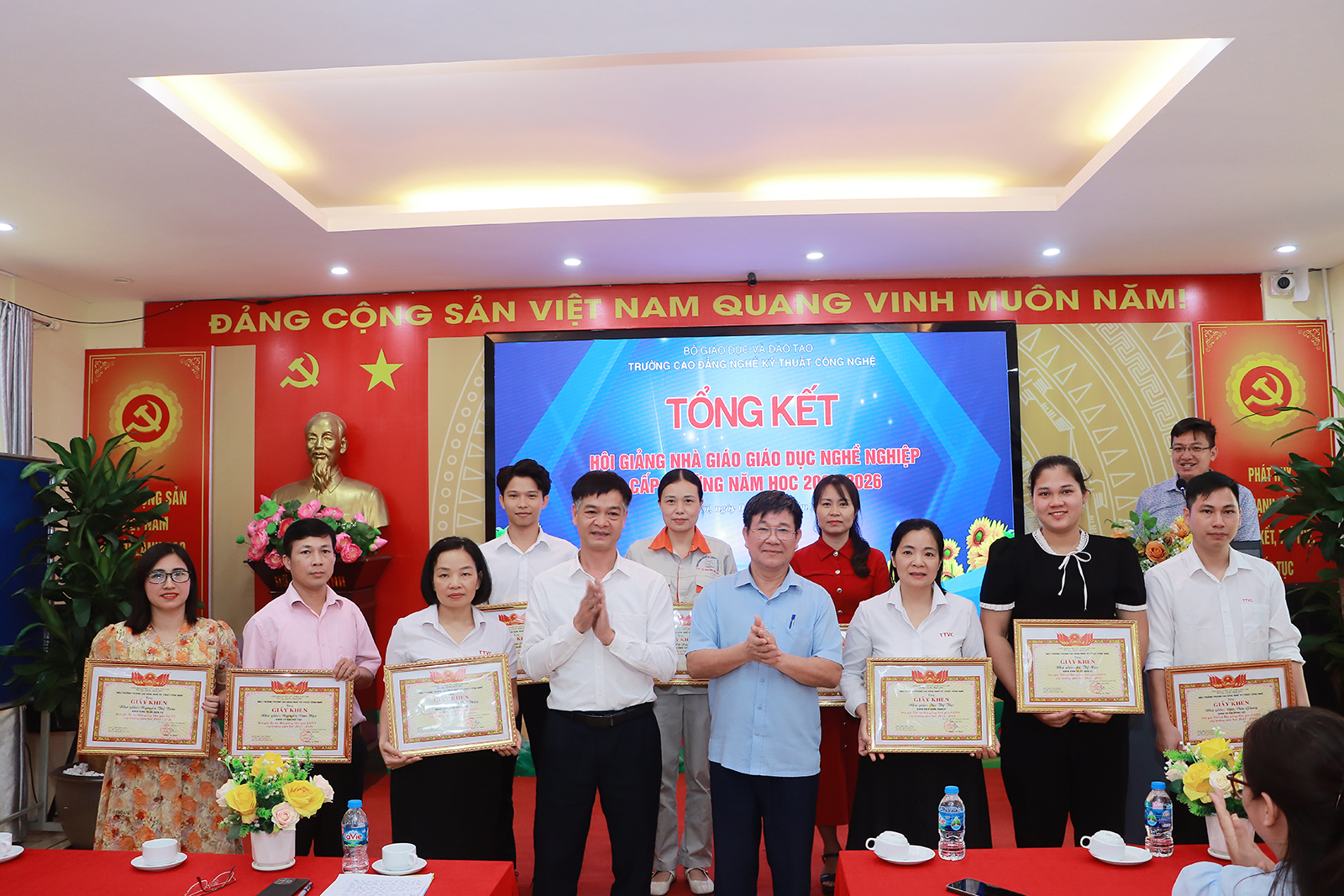 TỔNG KẾT VÀ TRAO GIẢI HỘI GIẢNG NHÀ GIÁO GIÁO DỤC NGHỀ NGHIỆP CẤP TRƯỜNG NĂM HỌC 2025 - 2026