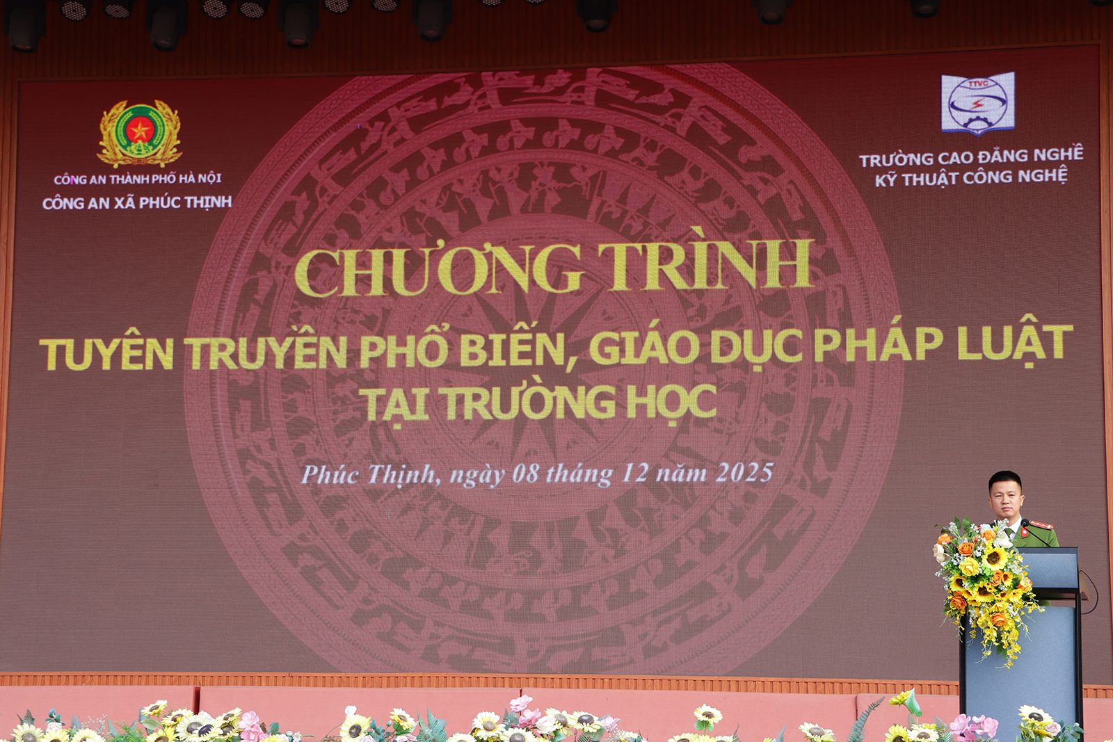 CHƯƠNG TRÌNH TUYÊN TRUYỀN, PHỔ BIẾN, GIÁO DỤC PHÁP LUẬT TẠI TRƯỜNG CAO ĐẲNG NGHỀ KỸ THUẬT CÔNG NGHỆ