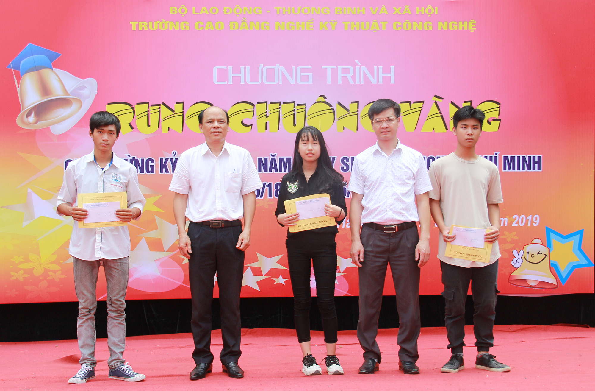 Trường CĐN Kỹ thuật Công nghệ tổ chức chương trình Rung chuông vàng năm 2019
