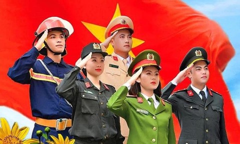 Kỷ niệm 77 năm Ngày truyền thống CAND Việt Nam (19/8/1945 - 19/8/2022) 17 năm Ngày hội toàn dân bảo vệ An ninh Tổ quốc (19/8/2005 - 19/8/2022)